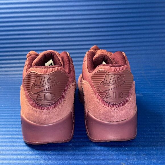 Size 8.5- Men’s Nike Air Max 90 Premium “Vintage Wine” 700155-601 Running RARE - Picture 7 of 8
